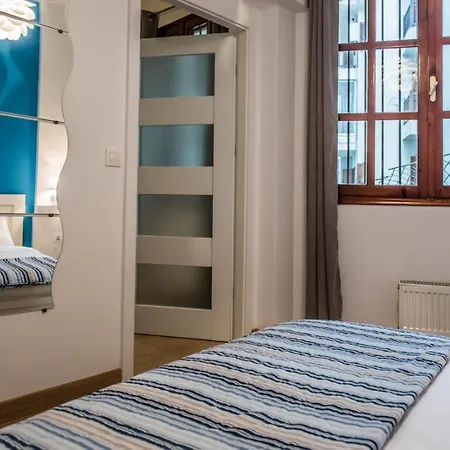 Apartament Blue Geranium With Private Backyard *